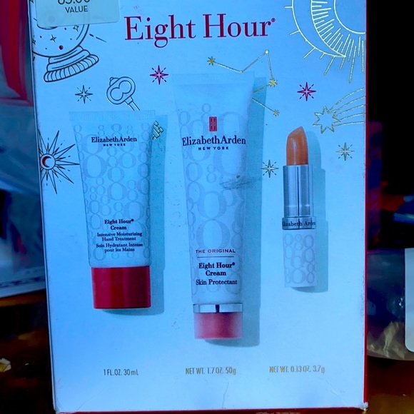 New! Elizabeth Arden- eight hour “The Super 8” rare set